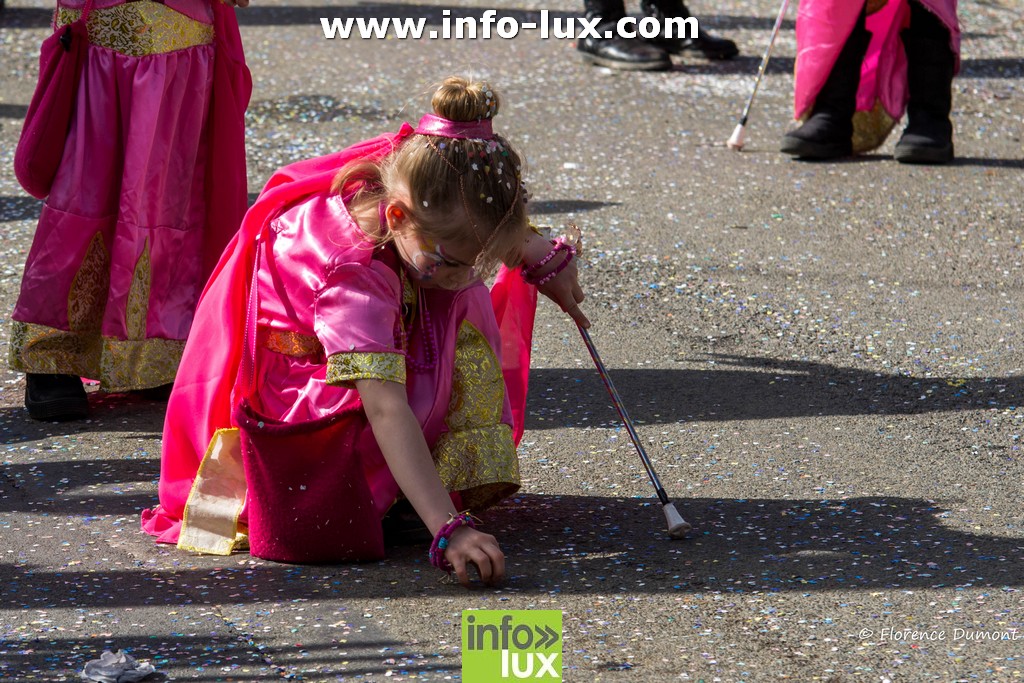 //media/jw_sigpro/users/0000001510/carnaval Ochamps/carnaval Ochamps-110